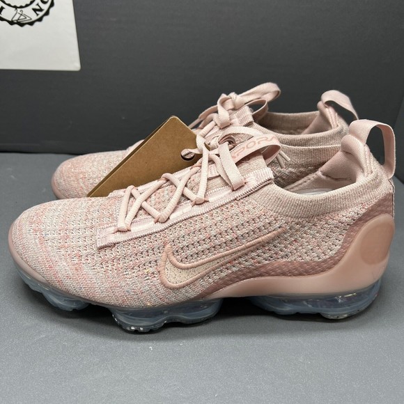 Nike Shoes - Nike Air VaporMax 2021 Flyknit DJ9975-600 Pink Oxford Women Size 6.5 NEW